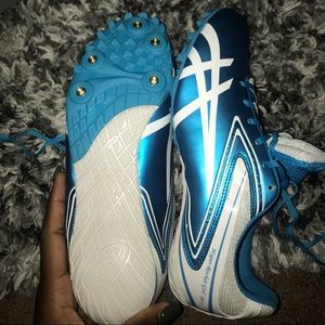 Track spikes